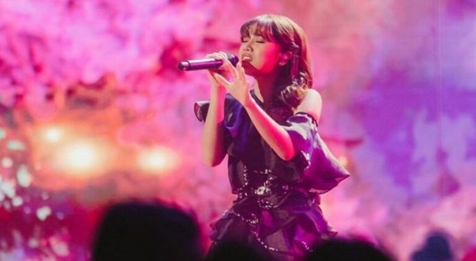 Anggis Devaki harus mengubur mimpinya  menjadi idola baru di belantika musik Indonesia. Ia secara mengejutkan harus pulang di spektakuler Show Indonesia Idol Senin (20/3/2023).(Foto: Ist)