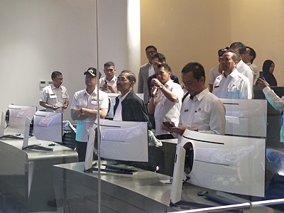 Hengky Kurniawan, saat meninjau langsung keberadaan Command Center Bandung Barat (Foto: Istimewa)
