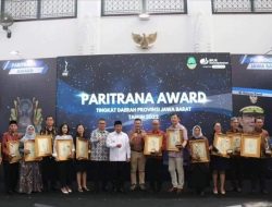 Pemkab Sukabumi Raih Penghargaan Paritrana Award