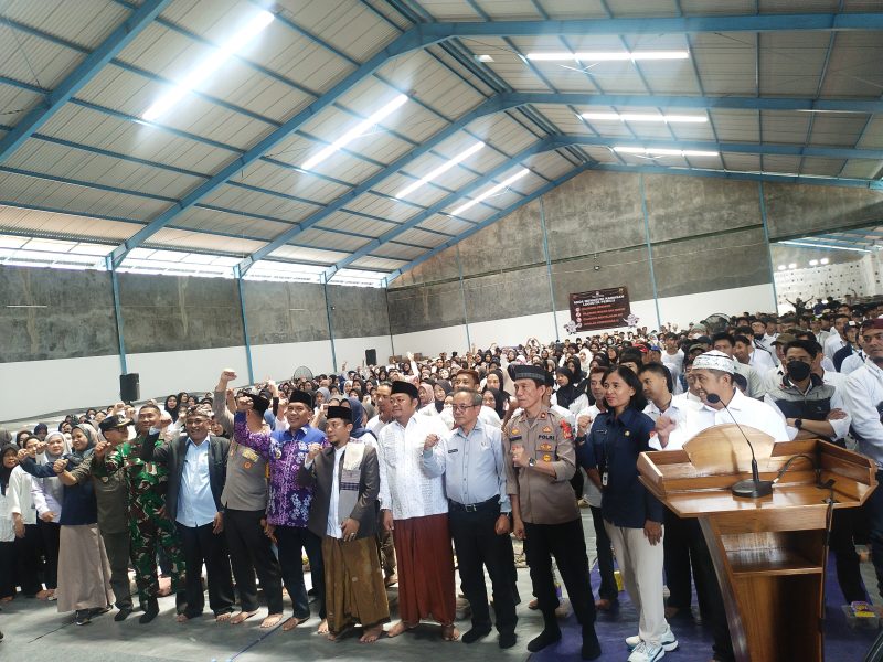 Acara resmi penutupan tahapan sorlip surat suara Pemilu 2024 yang digelar KPU KBB (Foto: Istimewa)