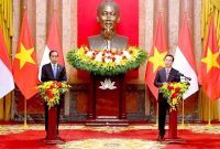 Presiden Jokowi melakukan pertemuan bilateral dengan Presiden Vietnam Vo Van Thuong, Jumat (12/01/2024), di Istana Kepresidenan, Hanoi, Vietnam. (Foto: BPMI Setpres/Rusman)

