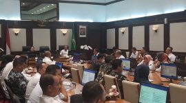 Pemda Provinsi Jawa Barat bersama Komisi Aparatur Sipil Negara menggelar Rapat Evaluasi Pasca Pemilihan Umum Tahun 2024  di Gedung Sate, Kota Bandung, Rabu (28/2/2024). (Foto: diskominfo)