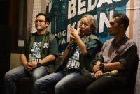 

Pimred dara.co.id, Rahmat Sudarmaji saat menjadi narasumber pada acara
Ngawangkong 