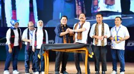 
Penjabat Gubernur Jawa Barat Bey Machmudin menghadiri peresmian Gelangang Generasi Muda (GGM) Talaga Manggung di Kabupaten Majalengka, Jumat (8/3/2024).(Foto: Biro Adpim Jabar)