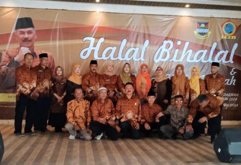 Para pengurus PWRI KBB saat acara Raker (Foto: Istimewa)