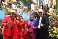  Arsan Latif bersama istri serta Ade Zakir bersama istri (Foto: Istimewa)
