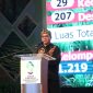
Bupati Bandung Dadang Supriatna memberikan sambuatan selamat datang pada pembukaan 