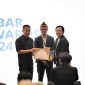
Penjabat Gubernur Jawa Barat Bey Machmudin menghadiri acara  Malam Penganugerahan Ikatan Arsitek Indonesia (IAI) Jabar Award, di Hotel Savoy Homan, Kota Bandung, Sabtu (27/7/2024). (Foto: biro adpim jabar)