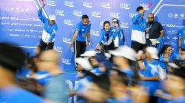 Penjabat Gubernur Jawa Barat Bey Machmudin flag off serta mengikuti lari 10K Pocari Sweat Run 2024 hari kedua di Jalan Diponegoro, Kota Bandung, dilanjutkan konferensi pers di Aula Barat Gedung Sate, Minggu (21/7/2024).(Foo: adpim jabar)