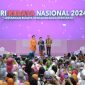 Presiden Joko Widodo dan Ibu Iriana Joko Widodo menghadiri puncak acara Hari Kebaya Nasional 2024 yang bertema “Lestarikan Budaya Dengan Bangga Berkebaya” di Istora Senayan Jakarta, Rabu 24 Juli 2024. (Foto: Humas Setkab/Oji)

