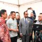 
Penjabat Gubernur Jabar Bey Machmudin menghadiri Kampanye Tuberkulosis dan Peluncuran Portable X-Ray bersama Menteri Kesehatan RI di Gedung Sate Bandung, Jumat (2/8/2024).(Foto: biro adpim jabar)