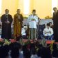 Tamu undangan menghadiri acara Zikir dan Doa Kebangsaan 79 Tahun Indonesia Merdeka di Halaman Depan Istana Merdeka Jakarta, Kamis (01/08/2024). Acara tersebut merupakan acara pembuka dari rangkaian kegiatan menyambut HUT ke 79 Kemerdekaan Republik Indonesia. (Foto: Humas Setkab/Rahmat)
