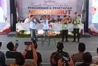 
Suasana  Rapat Pleno Terbuka Komisi Pemilihan Umum (KPU) Kabupaten Bandung di Halaman Kantor KPU Kabupaten Bandung, Soreang, Senin (23/9/2024). (Foto: maji/dara)
