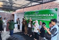 
Pimpinan Pusat Pemuda Birrul Walidain deklarasi dukungan untuk pasangan Syakur Amien - Putri Karlina di Pilkada Garut, Minggu (6/10/2024).(Foto: andre/dara)


