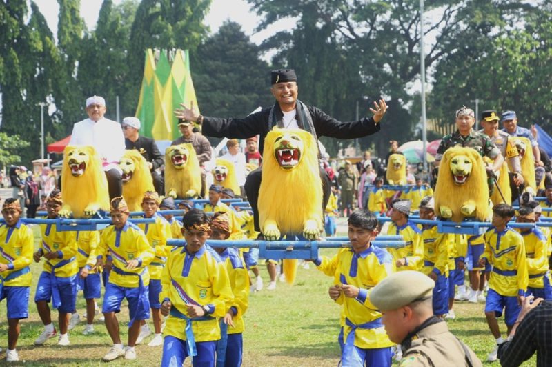 Bertepatan dengan Peringatan Hari Sumpah Pemuda, Kabupaten Subang menerima penghargaan Museum Rekor Dunia Indonesia (MURI) atas gelaran 