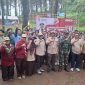 Para peserta Pendidikan Bela Negara bersama Kadispora dan Ketua Kwarcab Pramuka KBB beserta para pelatih (Foto: Istimewa)