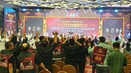 
Suasana semarak menyelimuti Hotel Patra, Kabupaten Cirebon, tempat digelarnya debat Kedua Pemilihan Gubernur dan Wakil Gubernur Jawa Barat (Pilgub Jabar) 2024, Sabtu (16/11/2024) malam.(Foto: Bambang/dara)
