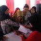 Simulasi Pemungutan, Penghitungan, dan Rekapitulasi Penghitungan Perolehan Suara Pemilihan Gubernur dan Wakil Gubernur serta Pemilihan Bupati dan Wakil Bupati Tahun 2024, di TPS 9, Desa Langensari, Kecamatan Tarogong Kaler, Kabupaten Garut, Minggu (17/11/2024)(Foto: Istimewa)