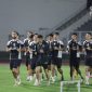Timnas Indonesia mulai menjalani latihan jelang melawan Jepang pada pertandingan babak ketiga Kualifikasi Piala Dunia 2026 Zona Asia Grup C, di Stadion Utama Gelora Bung Karno, Jakarta Pusat, Jumat (15/11/2024).(Foto: PSSI)
