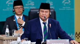 Presiden Prabowo Subianto dalam Leaders Retreat Konferensi Tingkat Tinggi (KTT) Kerja Sama Ekonomi Asia-Pasifik (APEC) 2024 yang digelar di Lima, Peru, Sabtu (16/11/2024). (Foto: BPMI Setpres/Rian)