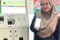 
Persediaan blanko KTP-el di Kabupaten Bandung menipis sejak awal tahun 2025. Masyarakat yang membutuhkan identitas, untuk sementara  dapat menggunakan biodata WNI melalui aplikasi BDS di Mesin Anjungan Dukcapil Mandiri. (Foto: maji/dara)
