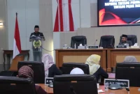 
DPRD Kabupaten Sukabumi gelar Rapat Paripurna dengan agenda Penyampaian Nota Pengantar Raperda tentang Perubahan Perda Nomor 15 Tahun 2023 tentang Pajak dan Retribusi Daerah, di Ruang Rapat DPRD Kabupaten Sukabumi, Kamis (10/4/2025). (Foto: istimewa)
