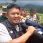Elang Guntur Pratama (16), pendaki asal Karawang yang sebelumnya dilaporkan hilang di Gunung Cikuray, Kabupaten Garut, saat dilakukan evakuasi oleh tim gabungan usai ditemukan pada Jumat (16/5/2025) pagi (Foto: Istimewa)