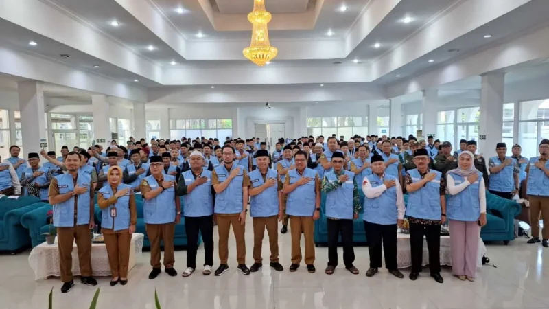 Bupati Jeje Ritchie Ismail bersama para peserta kegiatan Sosialisasi Juleha
