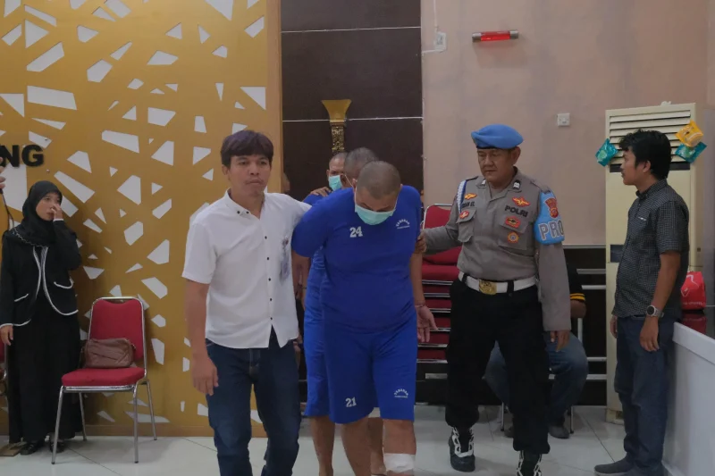 Satuan Reserse Kriminal Polres Subang meringkus komplotan pembobol ATM di Kantor KCP Bank BJB, Desa Purwadadi Barat, Kecamatan Purwadadi, Kabupaten Subang, Jawa Barat.(Foto: yudi/dara) 