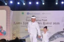 Gubernur Jawa Barat Dedi Mulyadi mengapresiasi terselenggaranya acara Sunda Karya Fest dalam Karya Kreatif Jawa Barat (KKJB) 2025, yang digelar di Trans Hotel Bandung, Jumat (18/7/2025) malam.(Foto: deram/dara)
