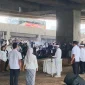 Gubernur Jawa Barat Dedi Mulyadi melantik pejabat di lingkungan Pemda Provinsi Jabar, di kolong jembatan tol di kawasan Cileunyi, Kabupaten Bandung, Rabu (2/7/2025). (Foto: Ist)