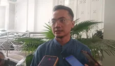 
Pimpinan Cabang Bulog Ciamis, Dadan Irawan.(Foto: andre/dara)