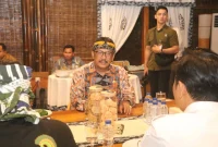 Bupati Sukabumi AsepJapar saat rakor bersama Mendagri dan KDM (Foto: Istimewa)