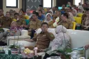 
Bupati Bandung Dadang Supriatna saat memaparan pelaksanaan verifikasi lanjutan Kabupaten/Kota Sehat Tingkat Nasional Tahun 2026, di Gedung Oryza Sativa, Dinas Pertanian Kabupaten  Bandung, Senin (11/8/2025). (Foto: diskominfo)