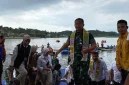 
Kunjungan Kepala Staf TNI Angkatan Darat (KASAD), Jenderal TNI Maruli Simajuntak, di objek wisata Situ Bagendit, Kecamatan Banyuresmi, Kabupaten Garut, Selasa (12/8/2025).(Foto:andre/dara)
