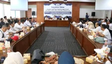 
Penyuluhan Hukum terkait Pencegahan Tindak Pidana Pengelolaan Anggaran Sekolah Pada Satuan Pendidikan Dikmas, SD, dan SMP se-Kabupaten Garut yang berlangsung di Aula BJB Cabang Garut, Jalan Ahmad Yani, Kecamatan Garut Kota, Kabupaten Garut, Rabu (13/8/2025).(Foto: andre/dara)
